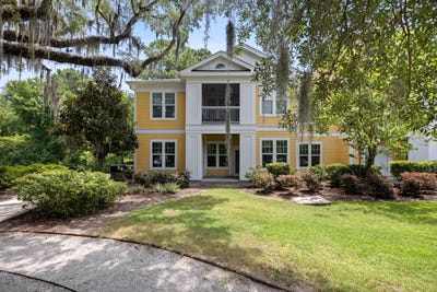 /international/us/1915-chatelain-way-mount-pleasant-sc-110100525008/