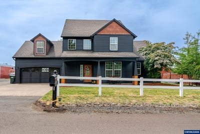 /international/us/1140-46th-av-sweet-home-or-110108661023/