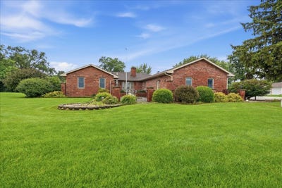 /international/us/404-clayton-drive-watseka-il-110109110131/