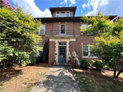 /international/us/1416-glade-street-winston-salem-nc-110108399449/
