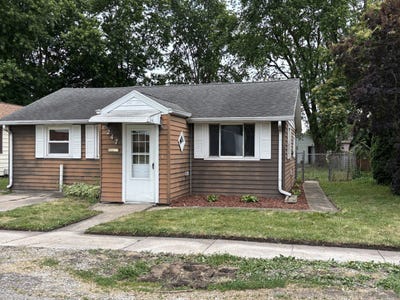 /international/us/247-e-holmes-street-paxton-il-110108965902/