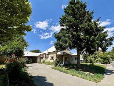 /international/us/1334-mccarroll-st-clarkston-wa-110099990244/
