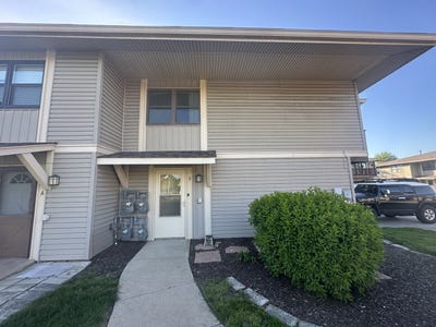 /international/us/5700-dutch-mill-court-hanover-park-il-110108192362/