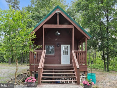 /international/us/873-bluffs-ridge-springfield-wv-110100091891/