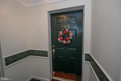 /international/us/100-fiddleleaf-lane-warrington-pa-110107855035/