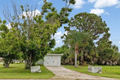 /international/us/90-w-cowles-street-englewood-fl-110100928533/