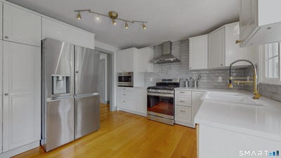/international/us/444-highland-street-streets-wethersfield-ct-110108962606/