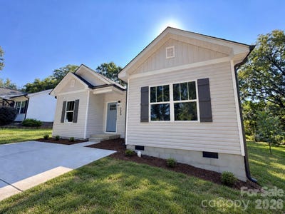 /international/us/123-brown-street-clover-sc-110119944606/