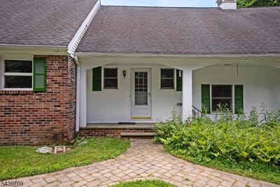 /international/us/19-yardley-rd-mendham-twp-nj-110108844587/