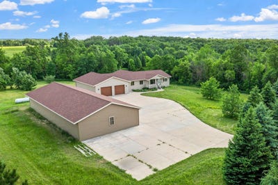 /international/us/24647-340th-street-browerville-mn-110108749774/