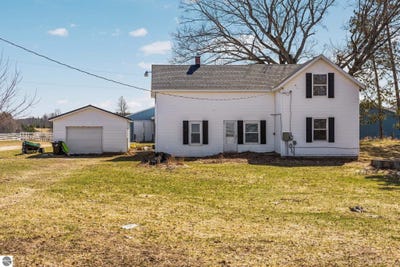 /international/us/6129-woodman-road-south-boardman-mi-110100424369/?lang=en