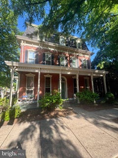 /international/us/151-n-hanover-street-pottstown-pa-110108339304/