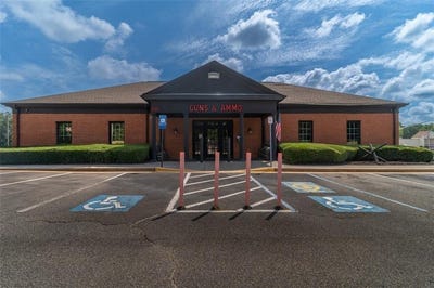/international/us/9045-hickory-flat-highway-woodstock-ga-110101025689/?lang=zh-tw