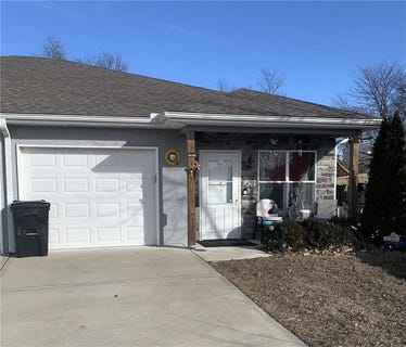 /international/us/912-riffle-drive-pleasant-hill-mo-110105084973/
