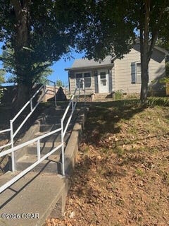 /international/us/208-n-myrtle-street-pierce-city-mo-110120464055/