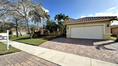 /international/us/19010-sw-10th-street-pembroke-pines-fl-110107016521/