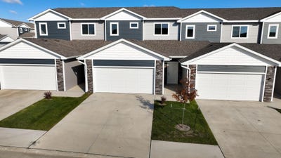 /international/us/805-campusside-place-norwalk-ia-110103434215/