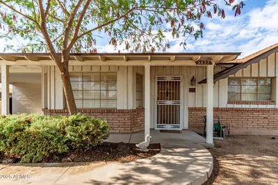 /international/us/5827-w-morten-avenue-glendale-az-110101005554/