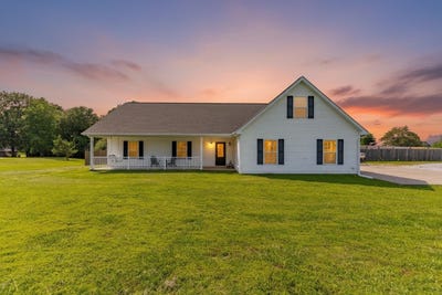 /international/us/4853-n-pleasant-valley-rd-robards-ky-110109032822/