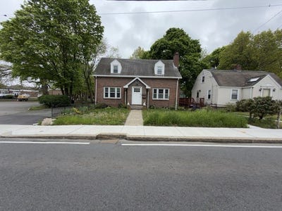 /international/us/16-water-st-quincy-ma-110108131858/