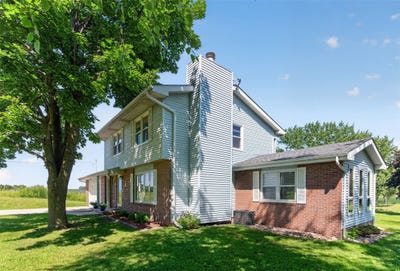 /international/us/2423-ne-88th-street-altoona-ia-110119597943/