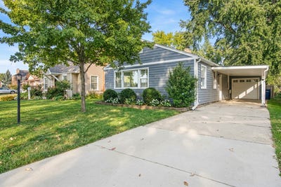/international/us/559-s-park-road-lombard-il-110120460797/