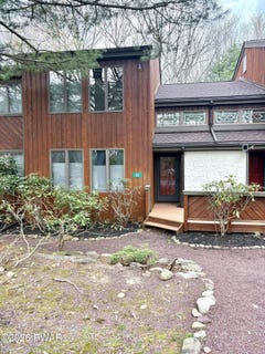 /international/us/lake-harmony-pa-110107963640/