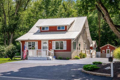 /international/us/8629-e-hatchery-road-syracuse-in-110101525769/