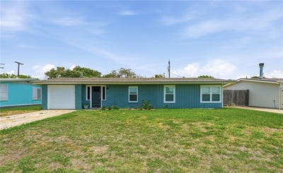 /international/us/103-magnolia-place-portland-tx-110107895142/