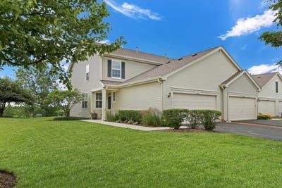/international/us/601-w-kristina-lane-round-lake-il-110108936070/
