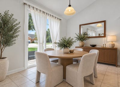 /international/us/13266-strandhill-drive-orland-park-il-110119627937/
