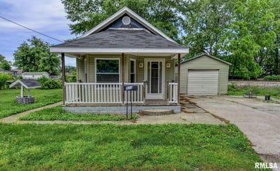 /international/us/523-s-walnut-street-taylorville-il-110108202102/