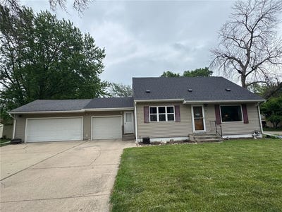 /international/us/955-s-3rd-avenue-albert-lea-mn-110108496869/