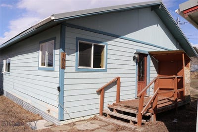/international/us/108-e-yellowstone-avenue-big-timber-mt-110098003008/