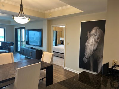 /international/us/121-n-monroe-street-unit-8007-tallahassee-fl-110099976149/