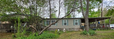 /international/us/1945-lambert-schoolhouse-road-hawesville-ky-110107463536/