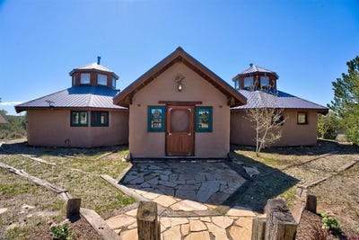 /international/us/34100-highway-184-mancos-co-110110336889/