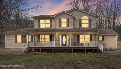 /international/us/59-crestwood-drive-mount-pocono-pa-110107016139/