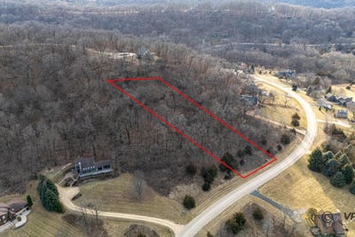 /international/us/545-territory-drive-galena-il-110105332155/
