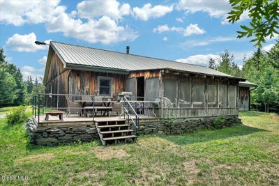 /international/us/278-quaker-road-pittstown-ny-110101464800/
