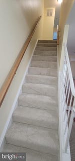 /international/us/16620-galt-court-woodbridge-va-110099336813/