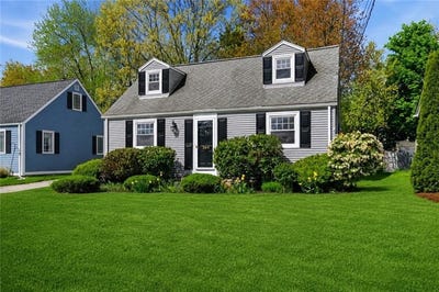 /international/us/244-williams-street-cumberland-ri-110108145895/