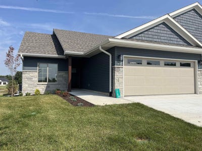 /international/us/1789-8-golf-course-boulevard-independence-ia-110102319368/