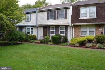 /international/us/345-james-street-falls-church-va-110119988453/