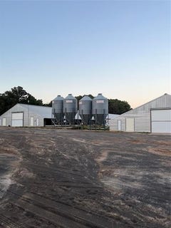 /international/us/737-county-road-2855-hughes-springs-tx-110097505967/