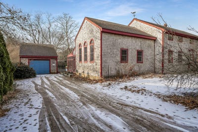 /international/us/32-norton-orchard-road-edgartown-ma-110107830939/