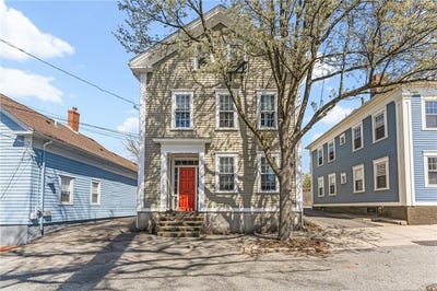 /international/us/104-sheldon-street-providence-ri-110098929291/