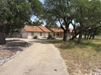 /international/us/1478-shin-oak-way-kerrville-tx-110110363081/