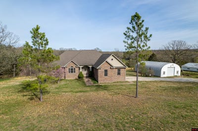/international/us/102-heritage-road-mountain-home-ar-110098304472/