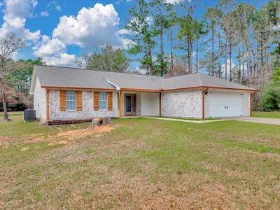 /international/us/128-plantation-drive-lufkin-tx-110106128321/